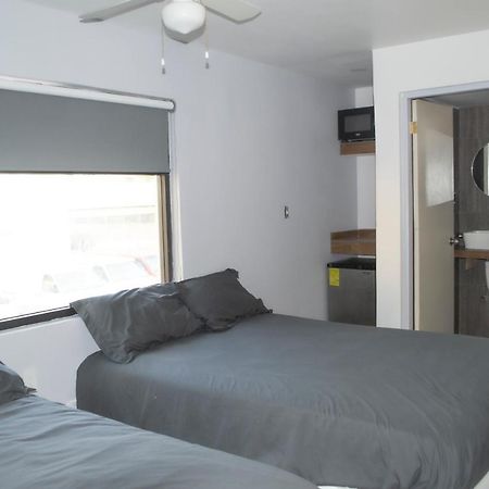 Apartamentos Ambassador Tijuana Esterno foto