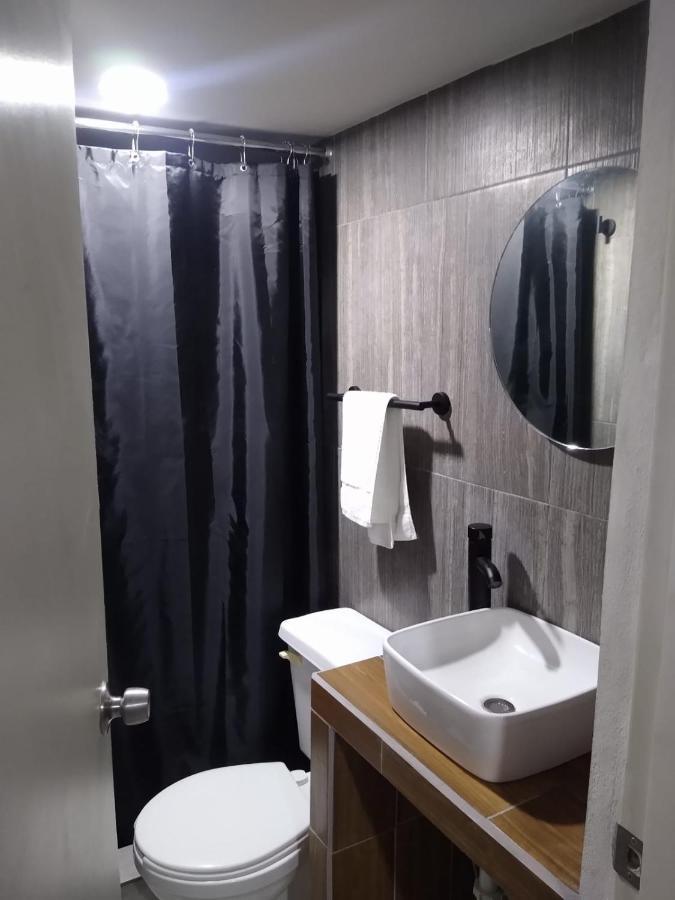 Apartamentos Ambassador Tijuana Esterno foto