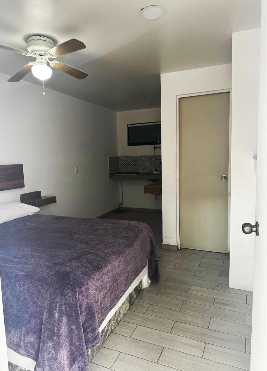 Apartamentos Ambassador Tijuana Esterno foto
